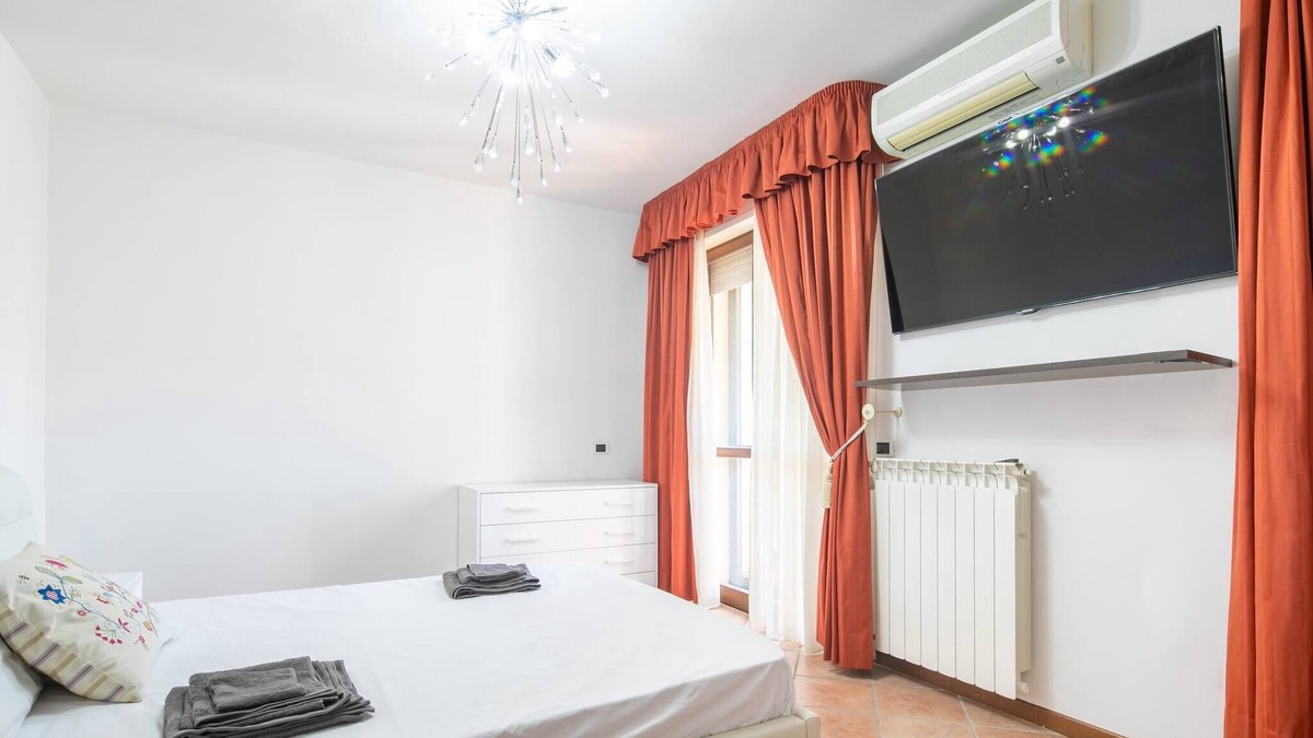 Prato Apartment | Suite a Prato con 2 balconi