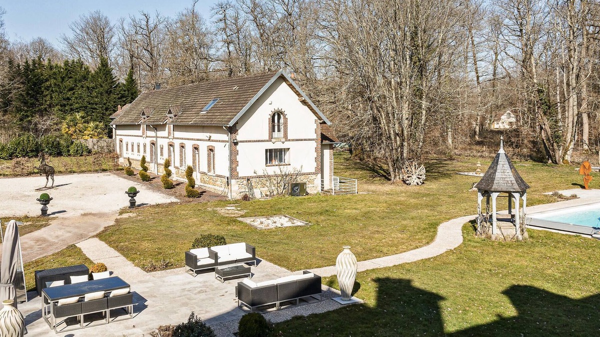 Gien House | Suite Acacias avec piscine