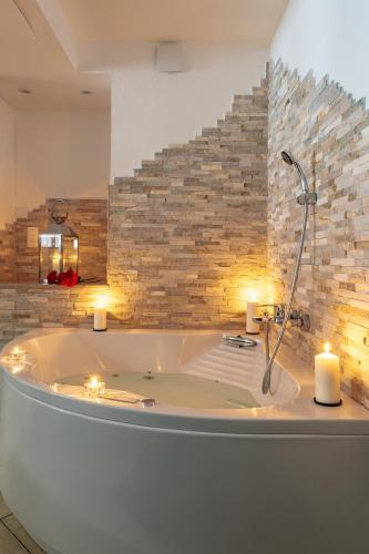 Pontault-Combault Apartment | Suite avec jacuzzi proche Paris & Disneyland