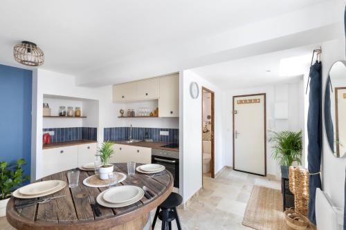 Apt Apartment | Suite Bleu d'Azur - Hypercentre - Wifi