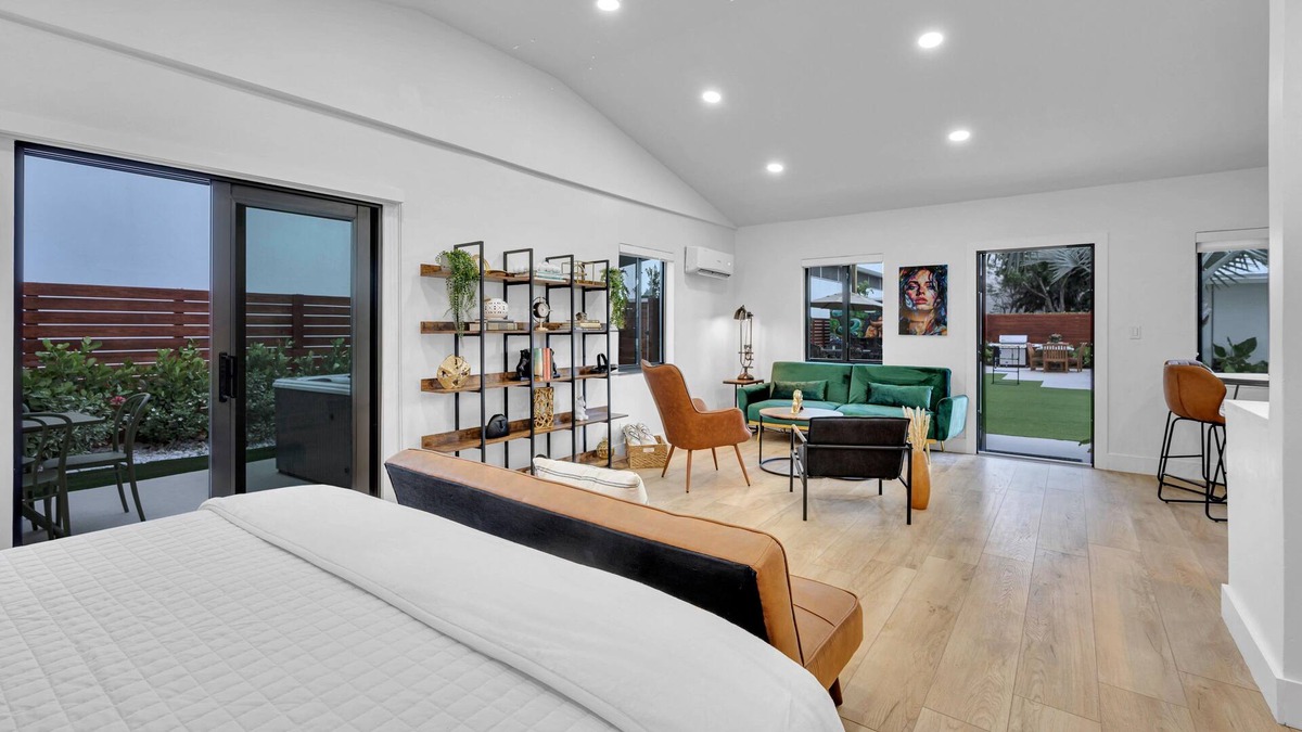 Flagler Village Condo | Suite in Urban Retreat | Freedom House Seven