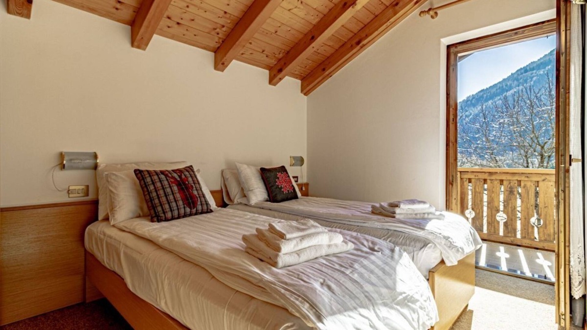 Carisolo Apartment | Suite Italy Pinzolo 6 - Apartment in the heart of the Dolomites
