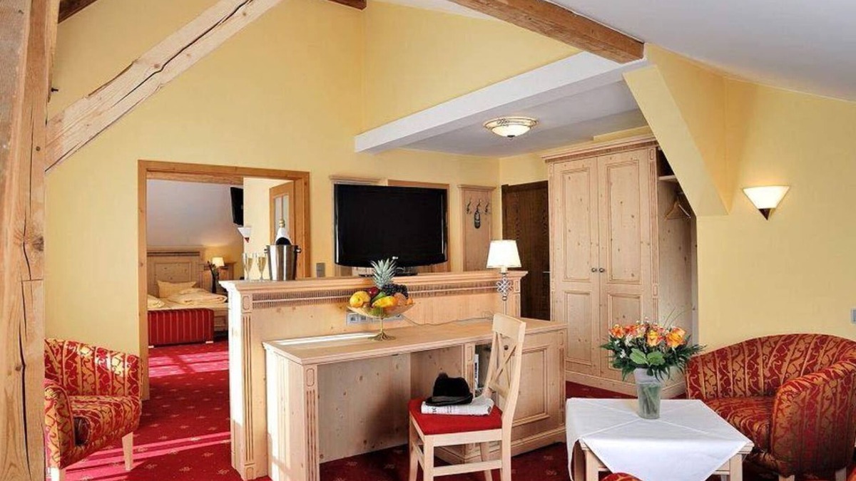 Oberammergau House | Suite Laber - Aktiv Hotel Böld & Restaurant Uhrmacher