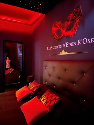 Limoges Apartment | Suite Love Room Les Secrets d'Eden Rose- escapade romantique à 2