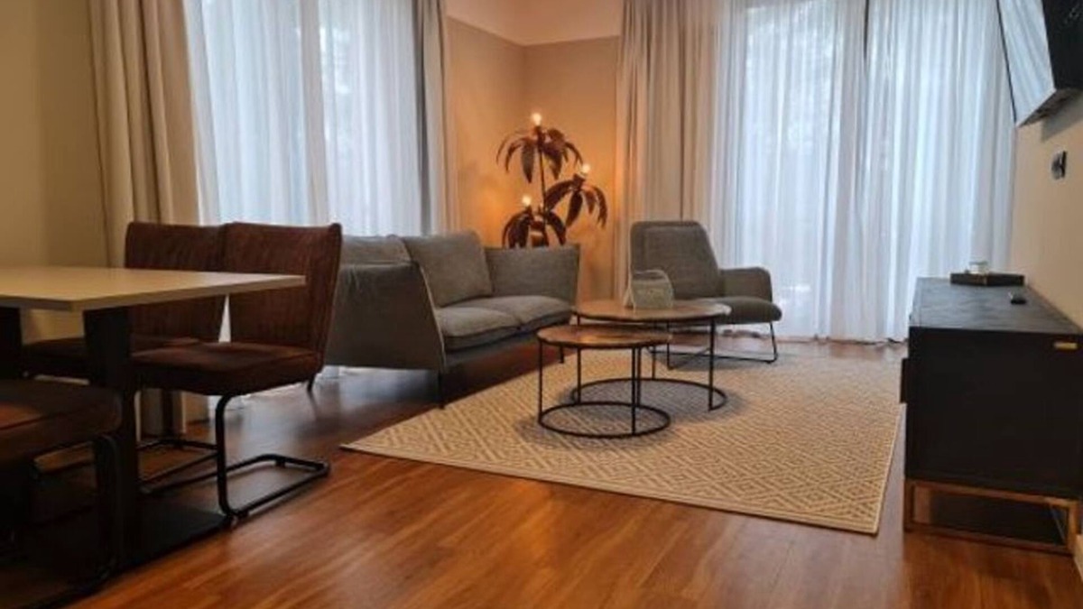 Bad Saarow Apartment | Suite - mit Terrasse - Velotel Bad Saarow
