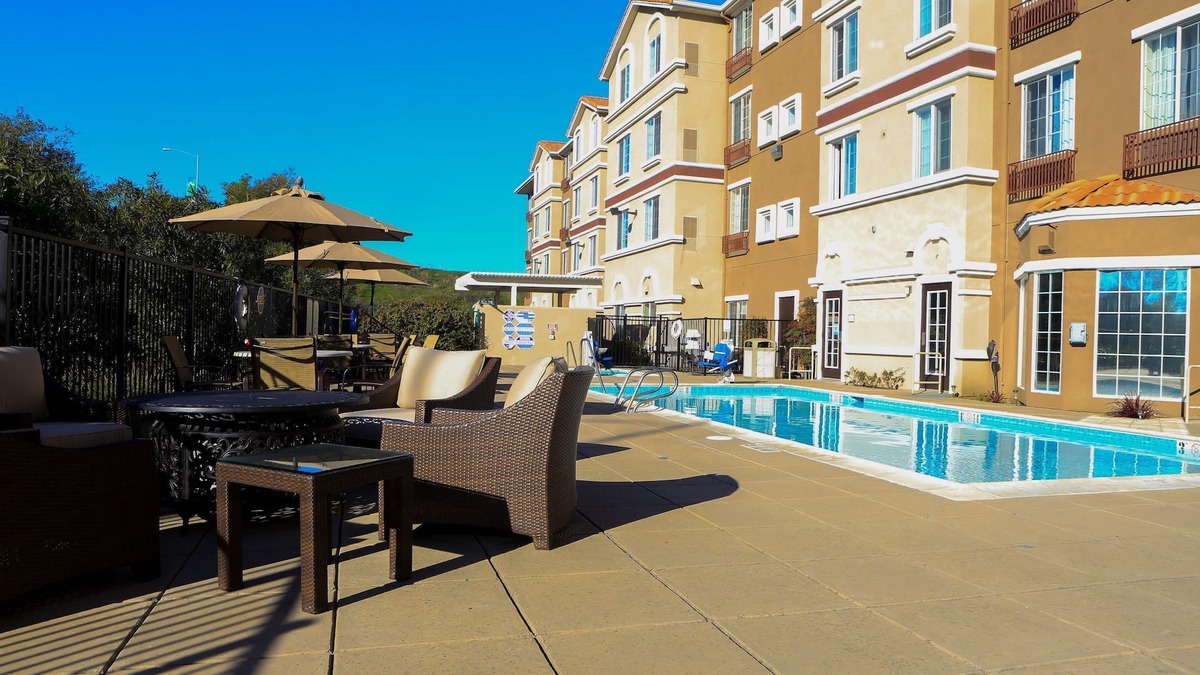 Milpitas Condo | Suite near Downtown San Jose | Outdoor Pool + FREE Shuttle