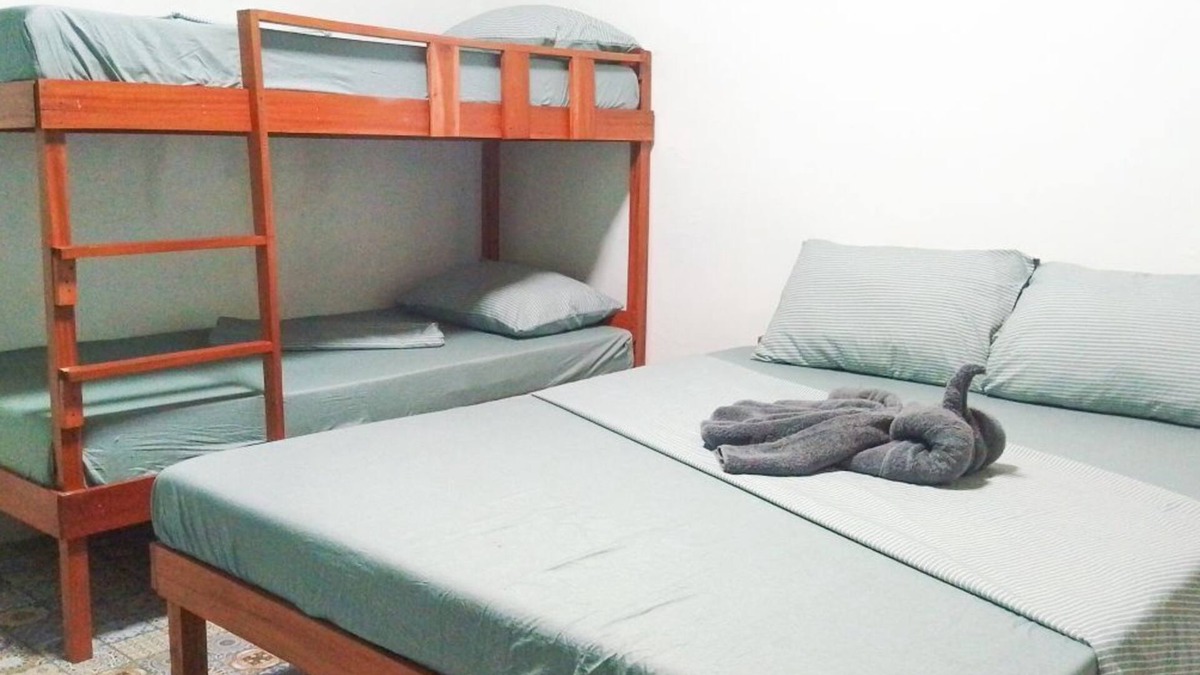 Sipalay Apartment | Suite Room 1