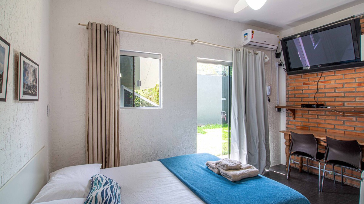 Santo Antonio de Lisboa Apartment | Suite with separate entrance in Santo Antônio de Lisboa/Floripa SC