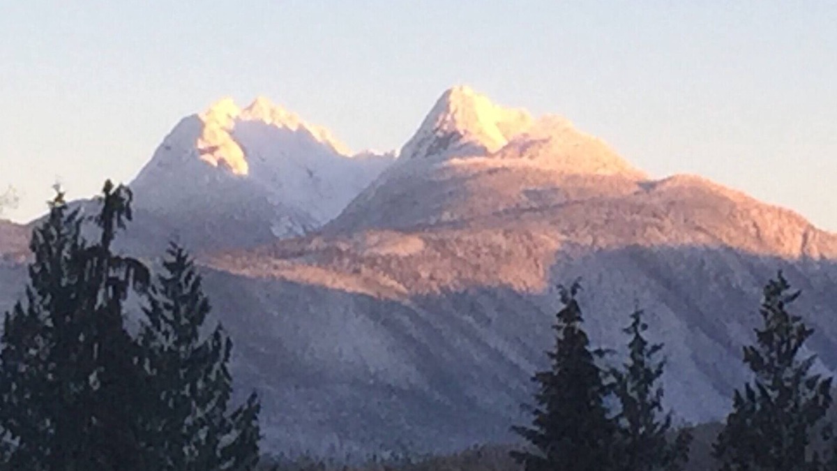 Maple Ridge House | Suite with a view of the Golden Ears Mountains