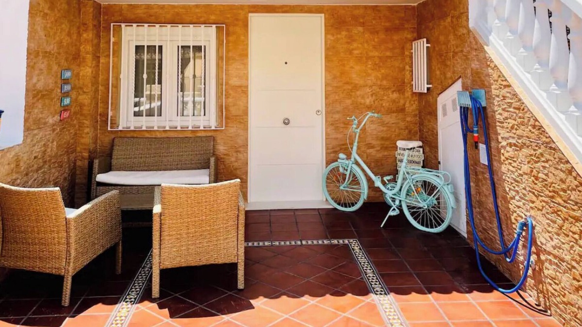 Playa Pobla de Farnals Apartment | Summer Beach House