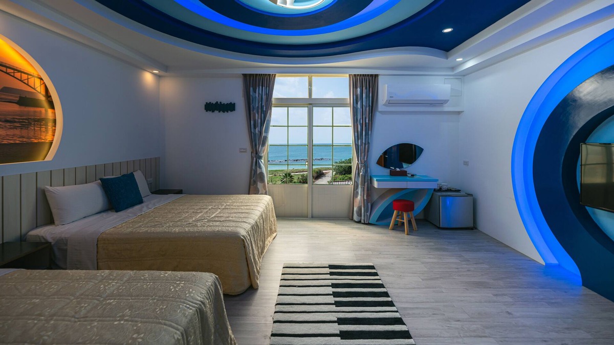 Magong Bed & Breakfast | Summer Blue