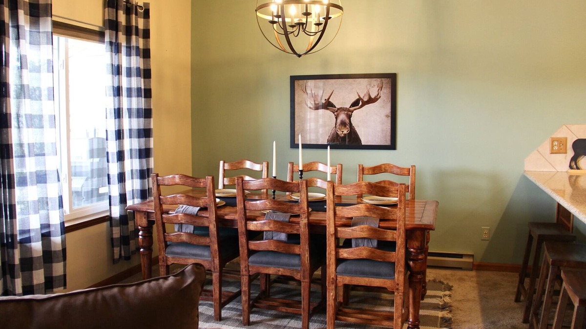 Wildernest Condo | Summer Getaway - Stunning Mountain and Aspen Views - Hot Tub