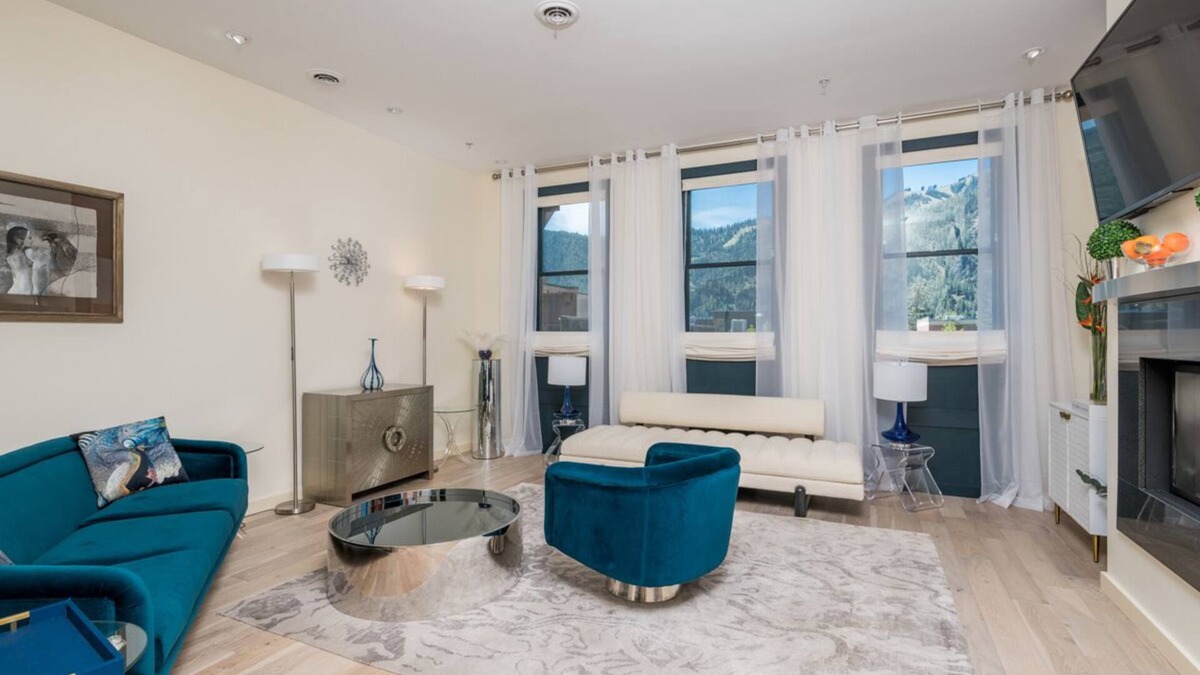 Ketchum Condo | Summer Getaways Available! Chic Condo in Downtown Ketchum with Fire Pit & Mountain Views