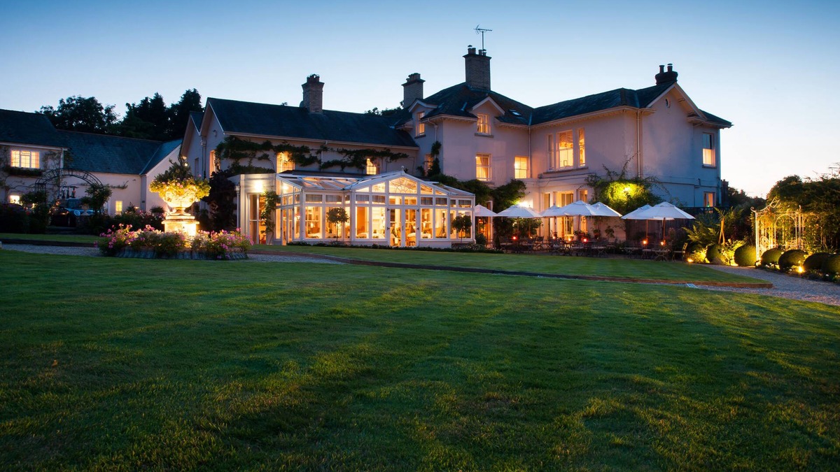 Evershot Hotel | Summer Lodge Country House Hotel