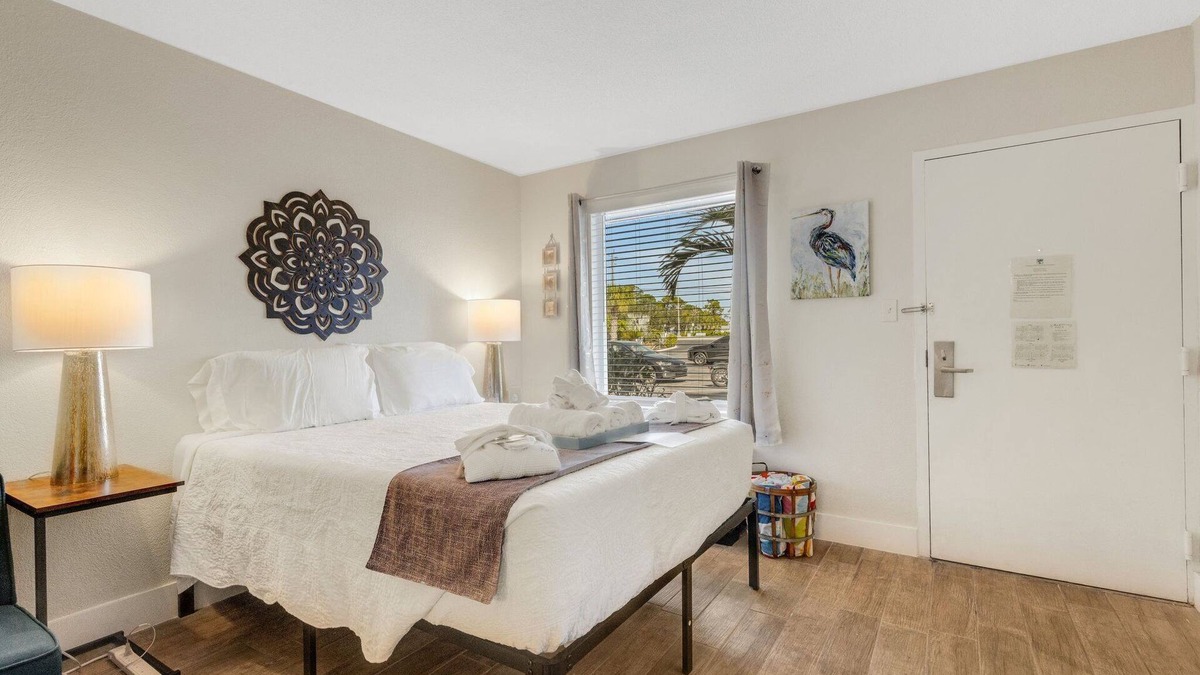 Trailer Estates Apartment | Summer Special, Tranquil Studio Condo located on canal and marina in Sarasota FL