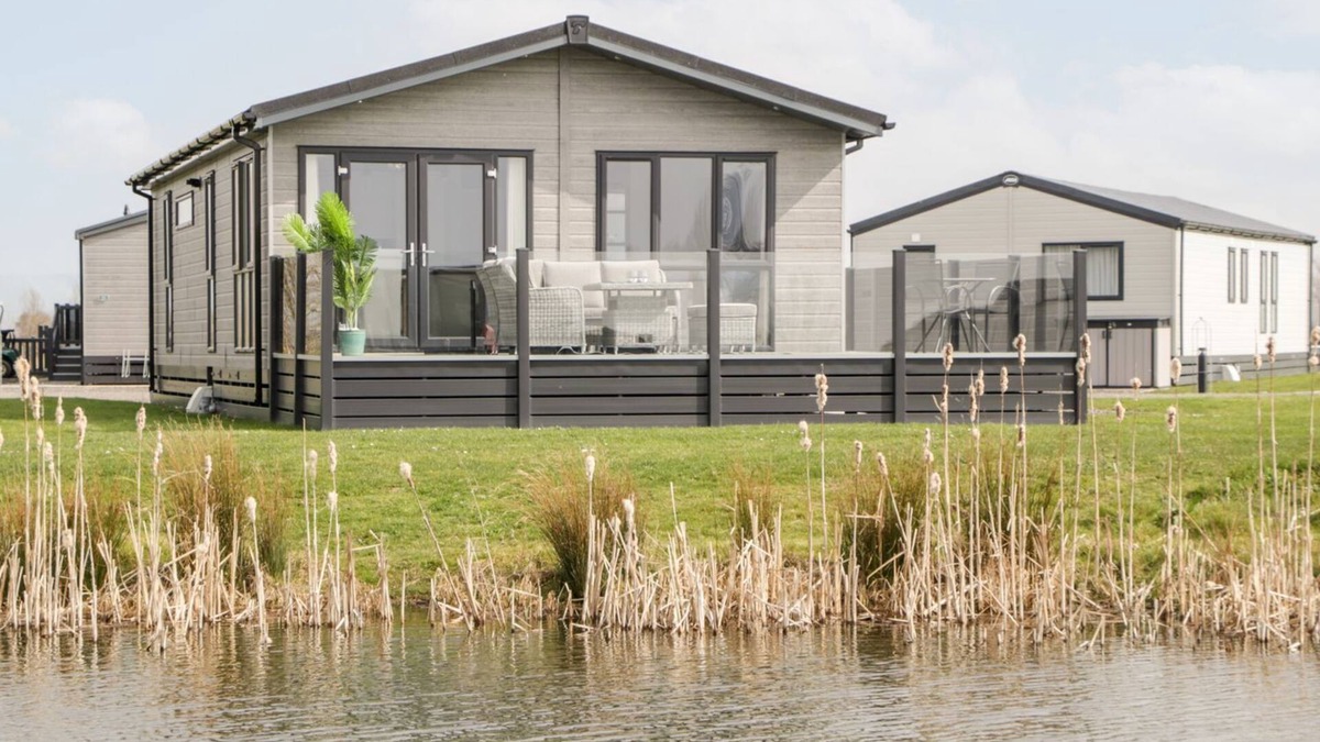 Burnham-on-Sea Cottage | SUMMERDOWN, pet friendly, country holiday cottage in Brean