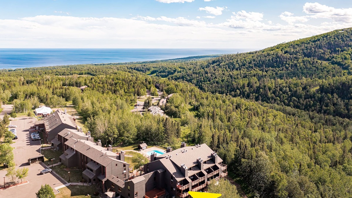 Lutsen Condo | Summit Serenity, 4-Person Condo Escape