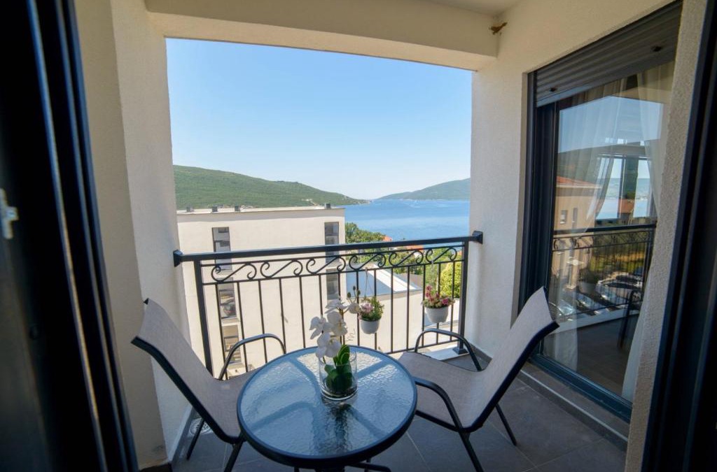 Zelenika Apartment | Sunčane skale
