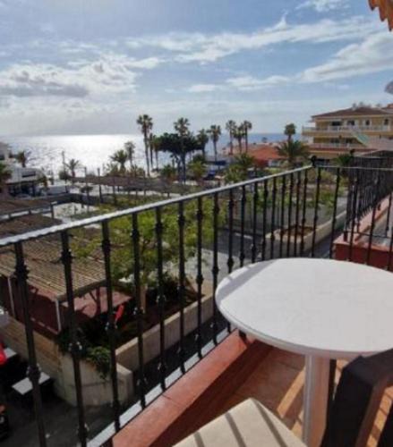 Playa San Juan Apartment | Sun and Stars house