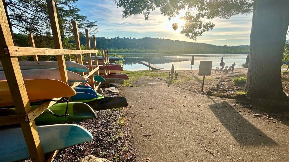 Avon House | Sun Filled Lake House Living