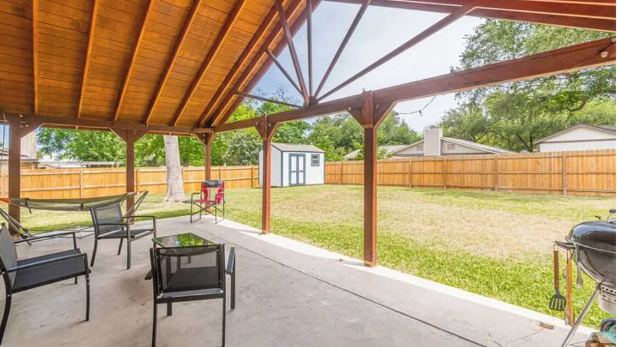 Leon Valley House | Sun in San Antonio