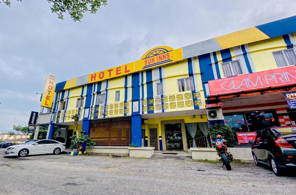 Seri Kembangan Hotel | Sun Inns Hotel Equine, Seri Kembangan