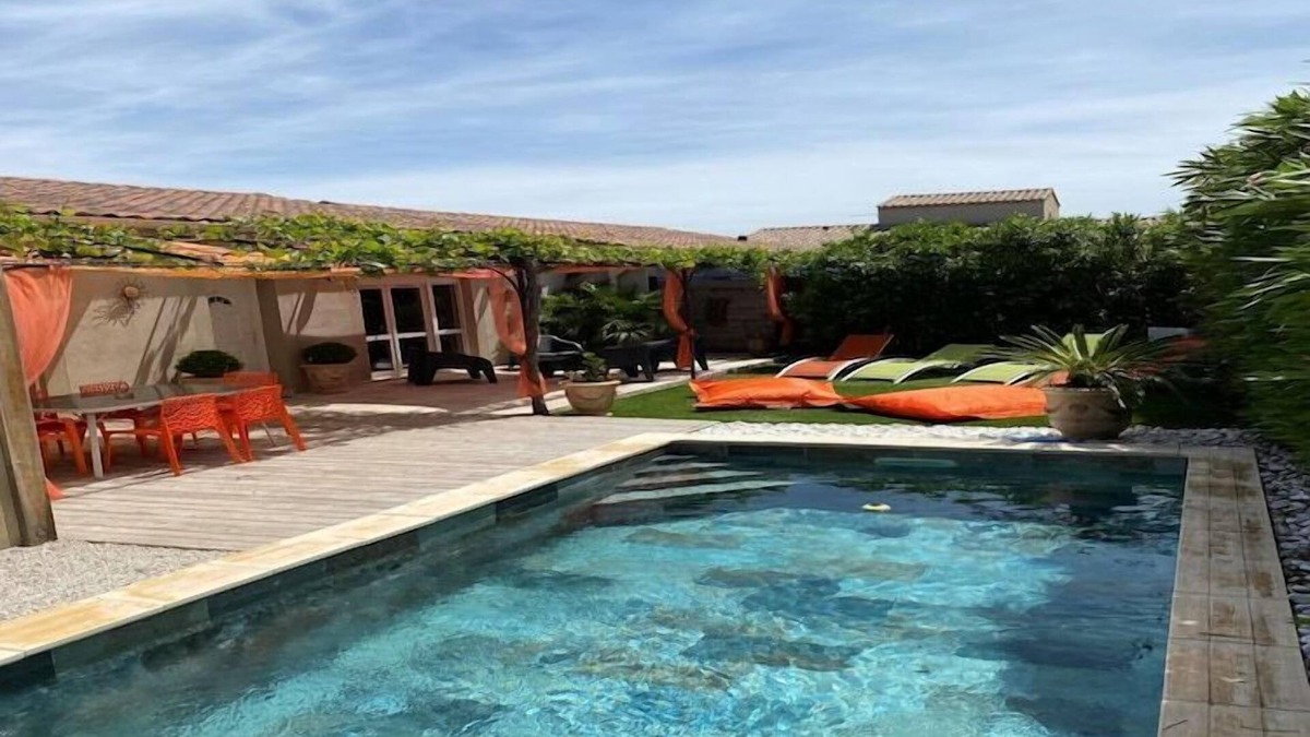 Tavel Villa | Sun-Kissed Villa in Lirac