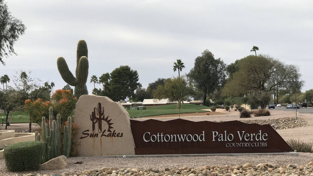 Cottonwood House | Sun Lakes Resort , 3 Bed, 3 Bath in Cottonwood CC. Back patio on the golf course