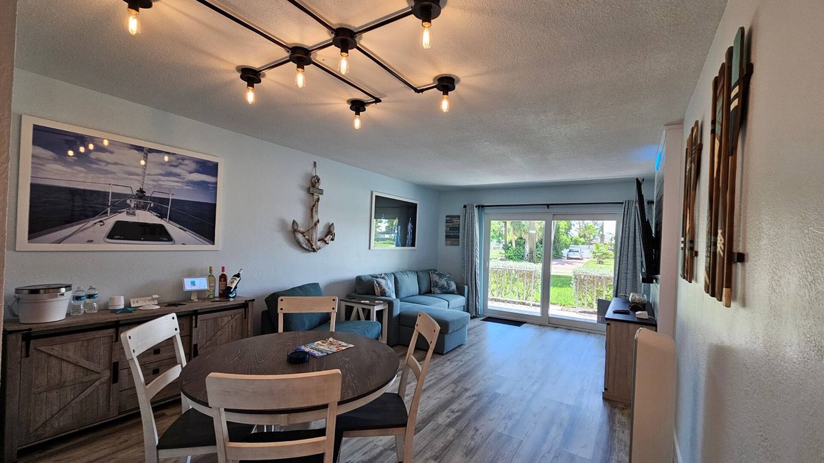 St. Petersburg Condo | Sun, Sand & Sunsets – all just minutes from your door. The Shore @ 4500