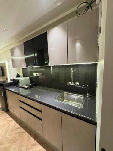 Jaypee Greens House | Sun twilight studio