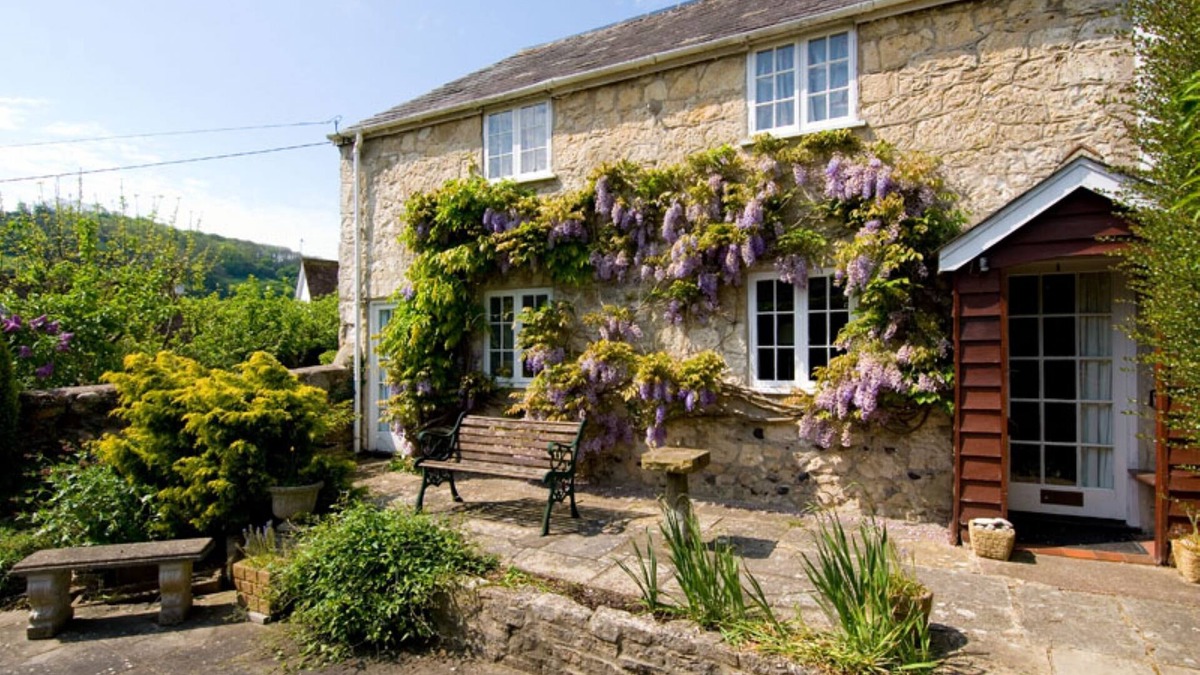 Branscombe Cottage | Sunbeam Cottage nestling in the heart of Branscombe village with a parking space