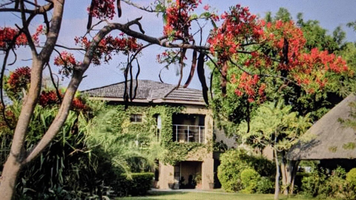 Kasane Bed & Breakfast | Sunbirds Lodge Chobe