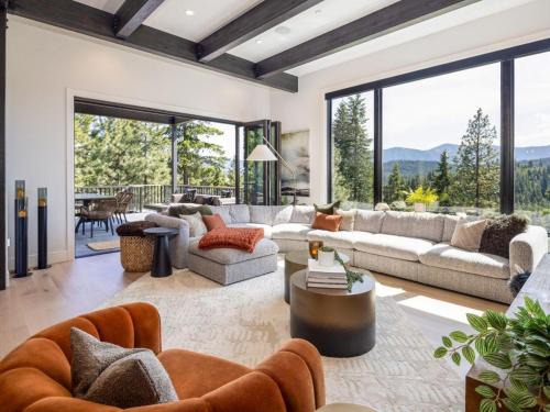 Roslyn House | Suncadia 5 Bdrm Home Wellness Retreat in Nelson Preserve