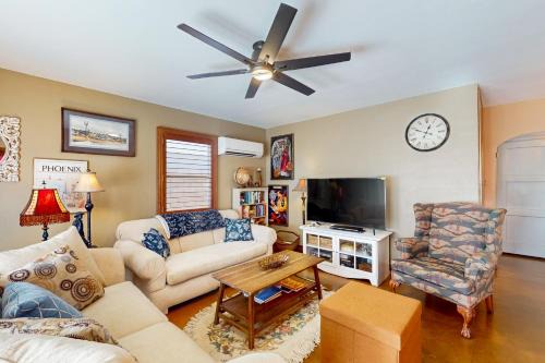 Camelback East House | Suncatcher Haven