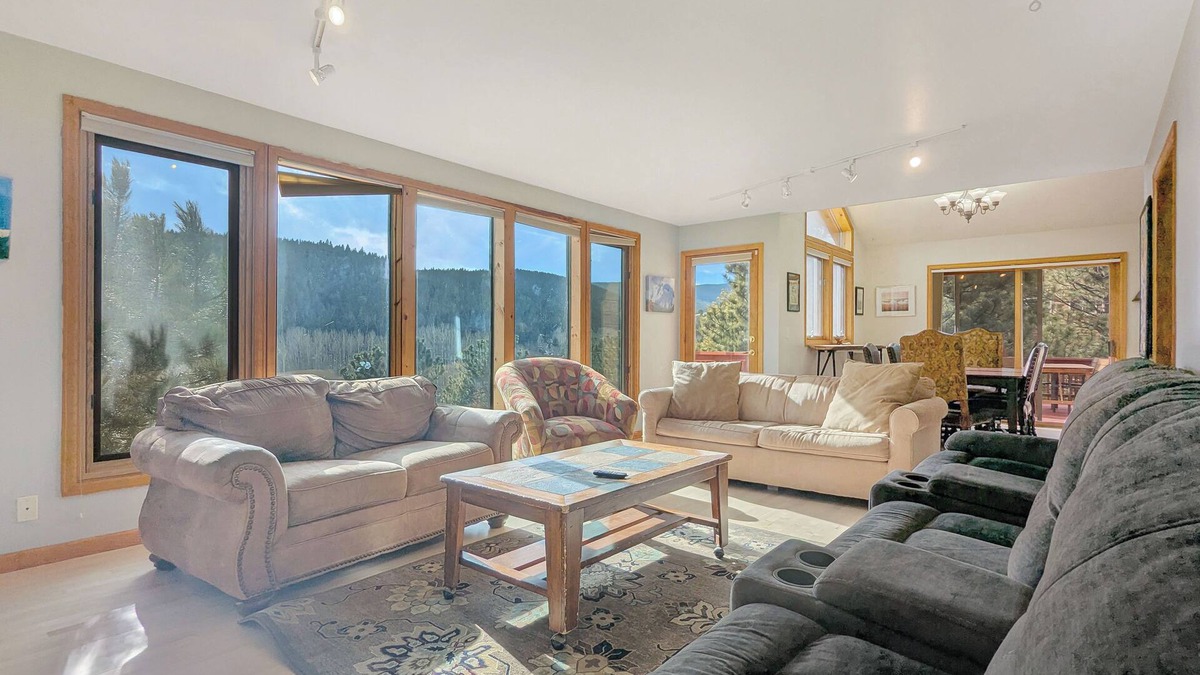 Nederland House | Sundance Sanctuary - 5 bed, 2 bath house with mountain valley views