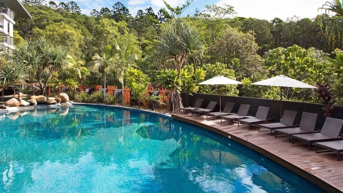Noosa Heads Apartment | "Sundeck Retreat" - Private Luxury Near the Beach.