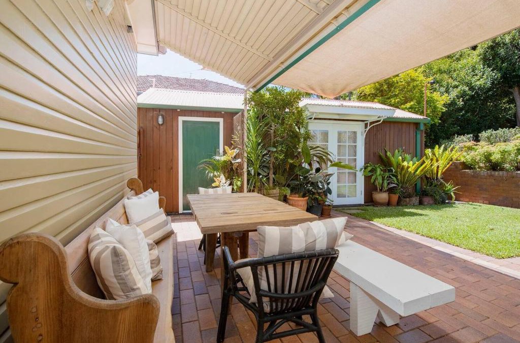 Highfields House | 'Sunfields' Garden Hideaway between Beaches and CBD