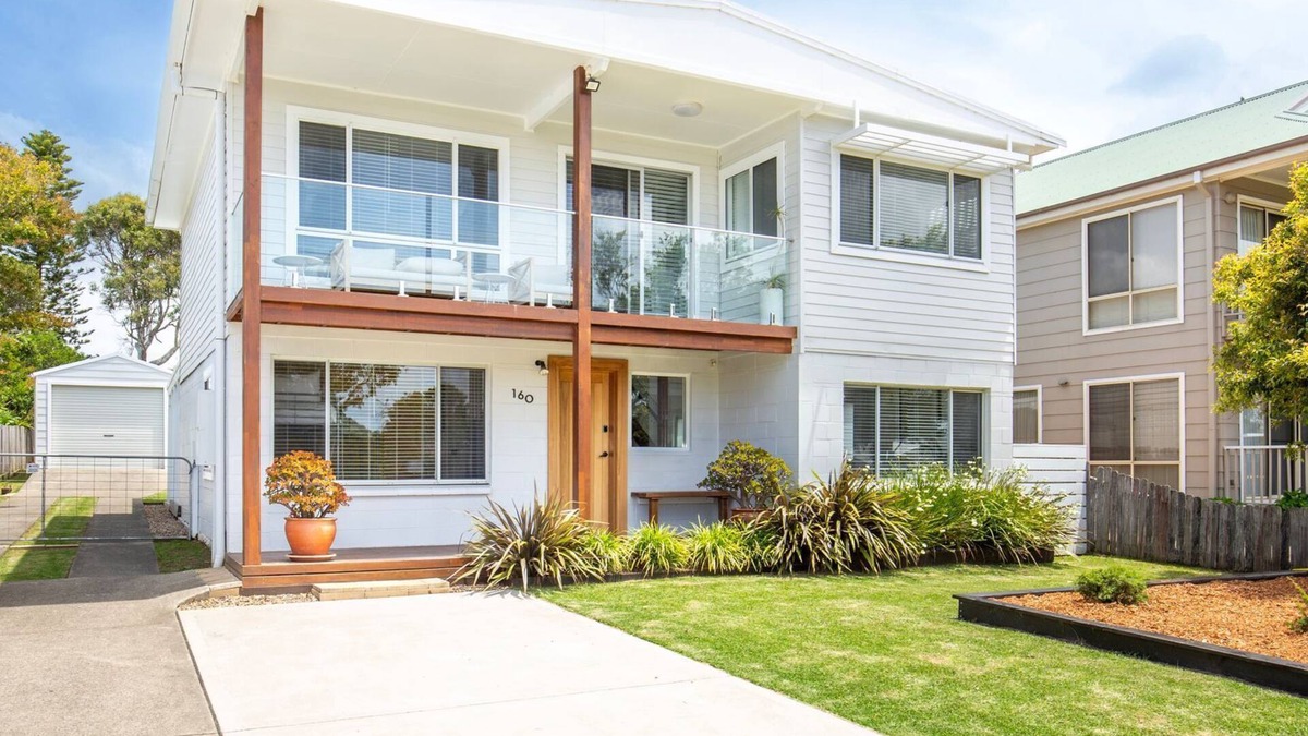 Culburra Beach House | Sunfish - Pet Friendly - 4 Mins Walk to Beach