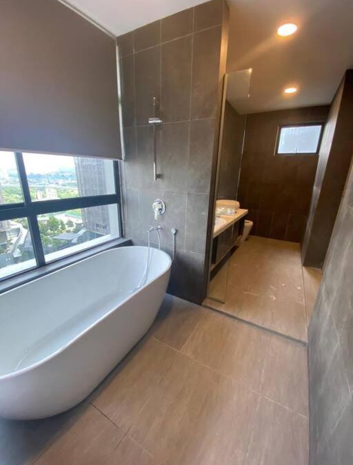 Kuala Lumpur Apartment | Sunflower/4r3b/klcc/1550sf/bacony/newcondo/bathtub