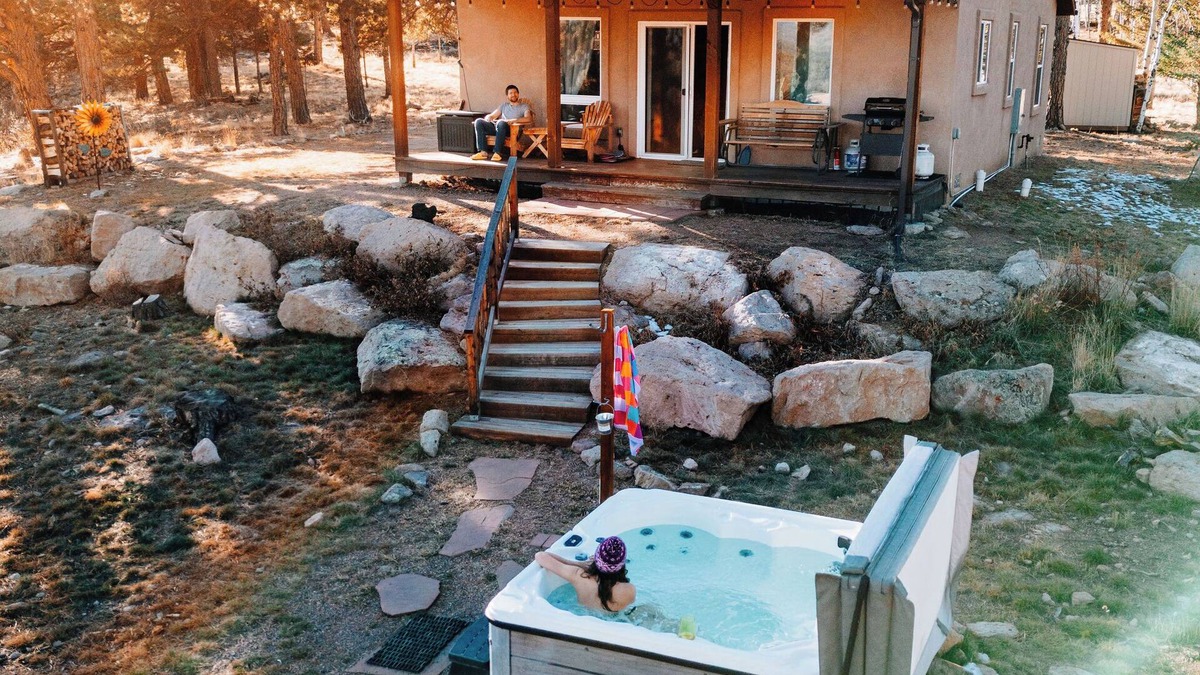 Florissant Cabin | Sunflower Cabin- Mountain Views- Hot tub