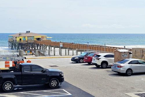 Daytona Beach Shores House | Sunglow Resort Condo Unit #207