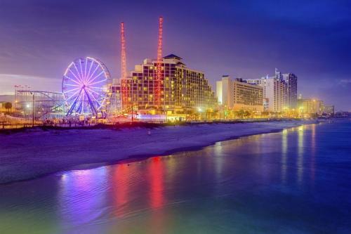 Daytona Beach Shores House | Sunglow Resort Condo Unit #206