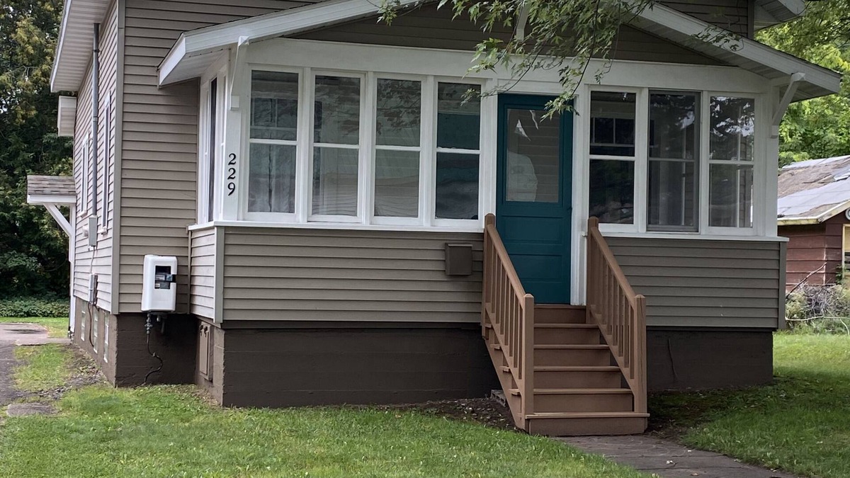 Ironwood House | Sunny 4 bedroom home in Ironwood, MI, Sleeps 6