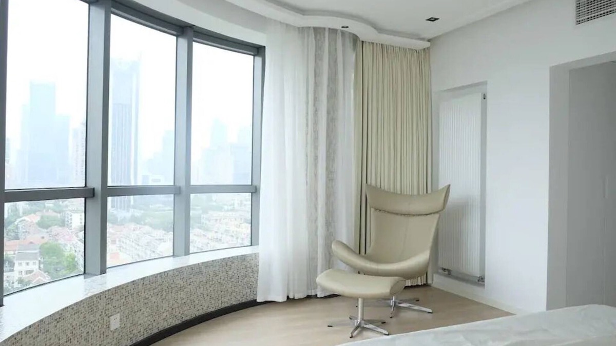 Downtown Shanghai Apartment | Sunny Abode Zhongkai City Lights 3-Bedroom near Nanjing Road