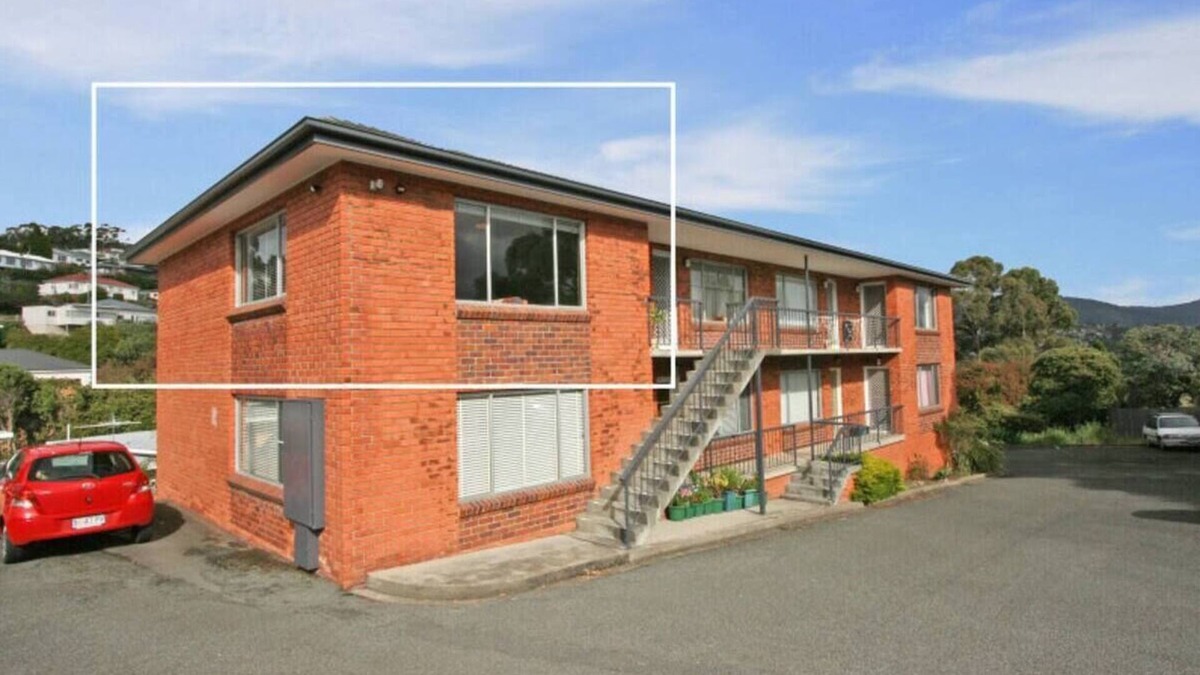 Lenah Valley Apartment | Sunny apartment close to buzzing North Hobart