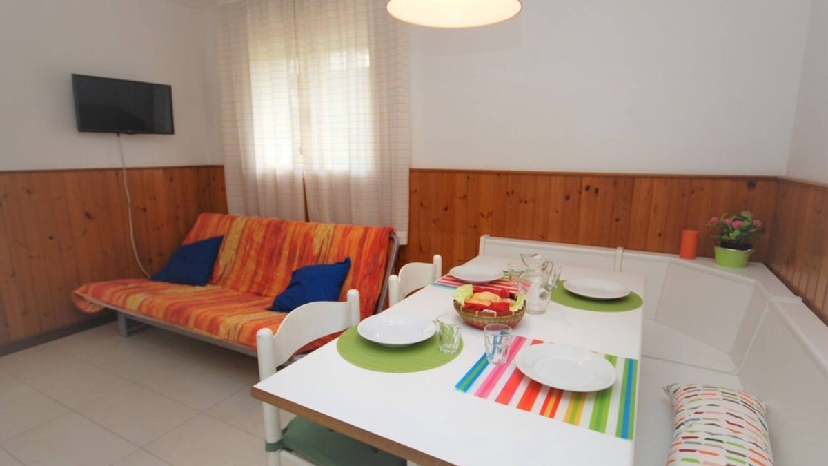 Lignano Pineta Villa | Sunny beachside family villa with private garden close to the beach