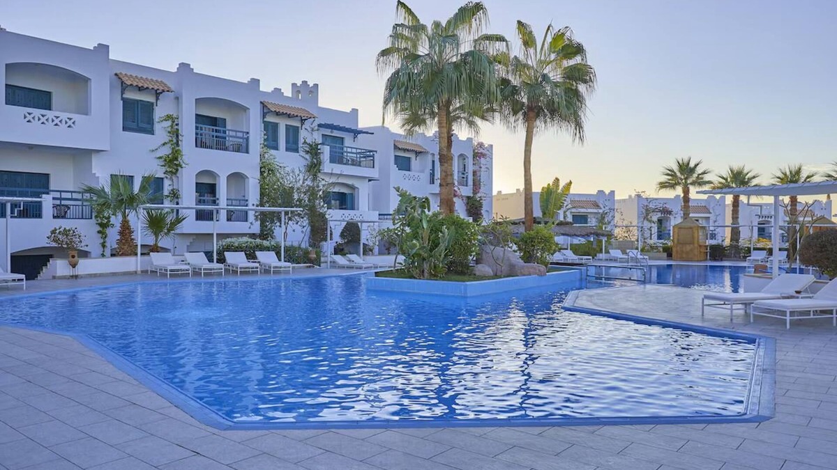 Sharm El Sheikh Hotel | Sunny Escape Near Naama Bay – Dive Center, Kids’ Fun & Sporty Vibes