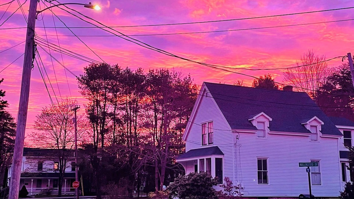 Freeport House | Sunny historic home on quiet street. Walk to all of Freeport Village!