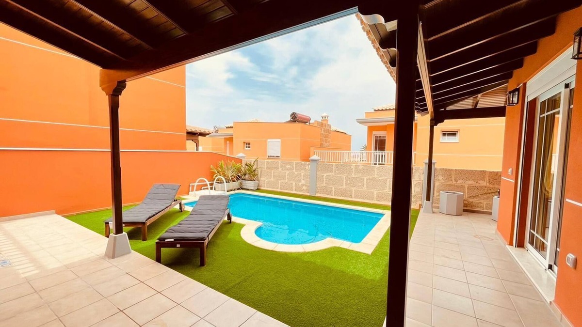 Los Cristianos Villa | Sunny Island Villa N3