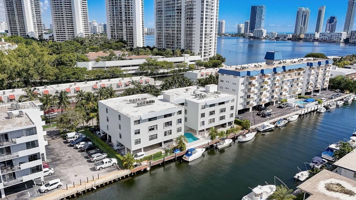 Aventura Condo | Sunny Isle, "Eastern Shores" North Miami Beach Paradise.